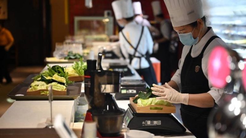 食品OEM代加工：揭秘其背后的优势与价值