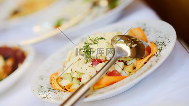 从代工厂的备料区看透食品OEM流程的底层逻辑